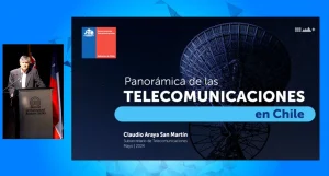 El mundo gubernamental dijo presente a través del subsecretario de Telecomunicaciones, Claudio Araya, quien fue el encargado de abrir las ponencias con la exposición “Panorámica de las telecomunicaciones en Chile”.
