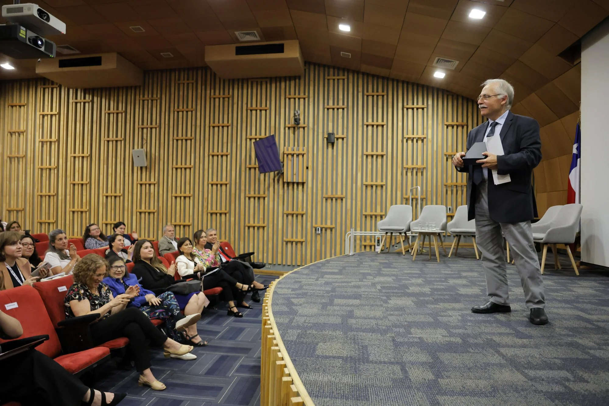 Seminario “Humanización en Salud Desafíos Relevantes Actuales y Futuras Oportunidades”